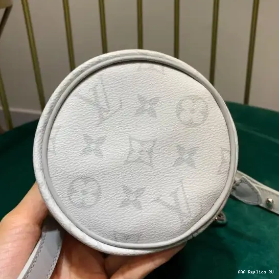 Aaa replica bags BAG LOUIS NANO CHALK VUITTON 0616